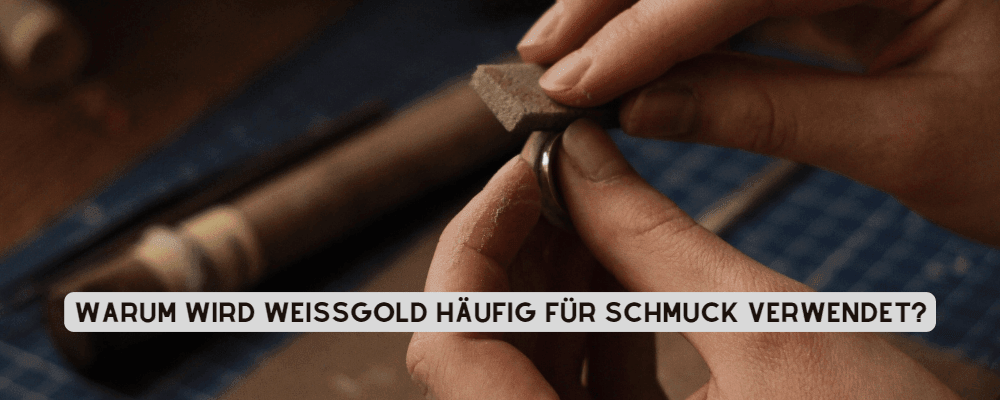 WARUM WIRD WEISSGOLD HÄUFIG FÜR SCHMUCK VERWENDET ? - Königlicher Siegelring