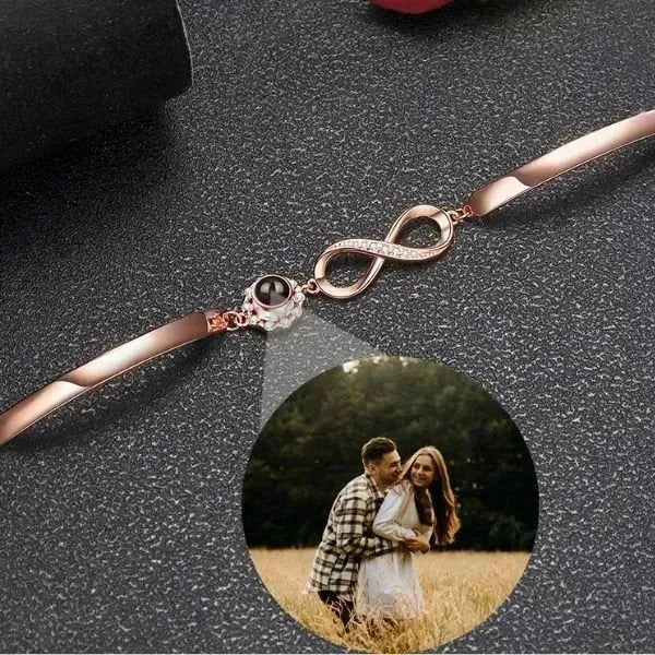 ARMBAND MIT FOTO IM STEIN PERSONALISIERTES : EINZIGARTIGER SCHMUCK - Königlicher Siegelring