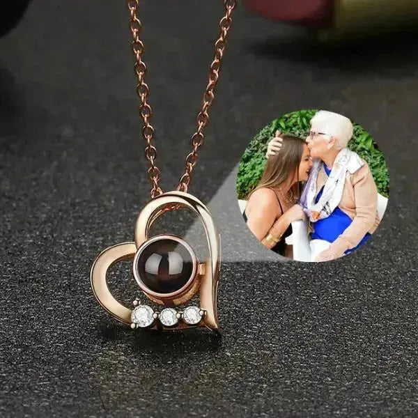 KETTE MIT BILD DRIN HERZFÖRMIGEN HALSKETTE - Königlicher Siegelring