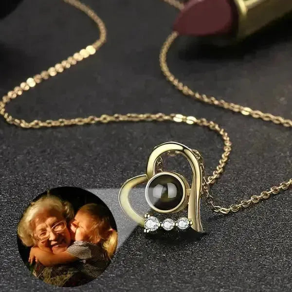 KETTE MIT BILD DRIN HERZFÖRMIGEN HALSKETTE - Königlicher Siegelring