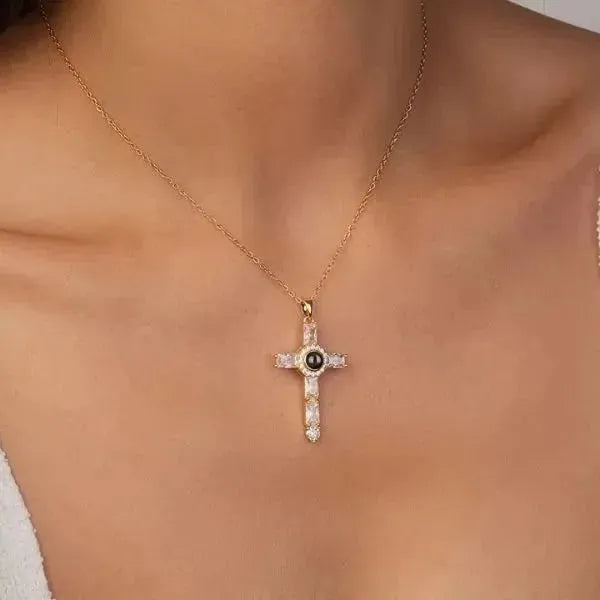 Kette mit Bild - Kreuz-Halskette - Königlicher Siegelring