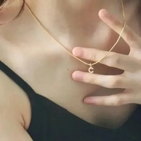 KETTE MIT BUCHSTABEN GOLD MIT DIAMANT - Königlicher Siegelring