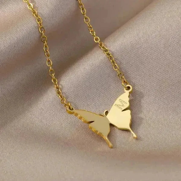 KETTE MIT BUCHSTABEN GOLD - SCHMETTERLINGS HALSKETTE - Königlicher Siegelring