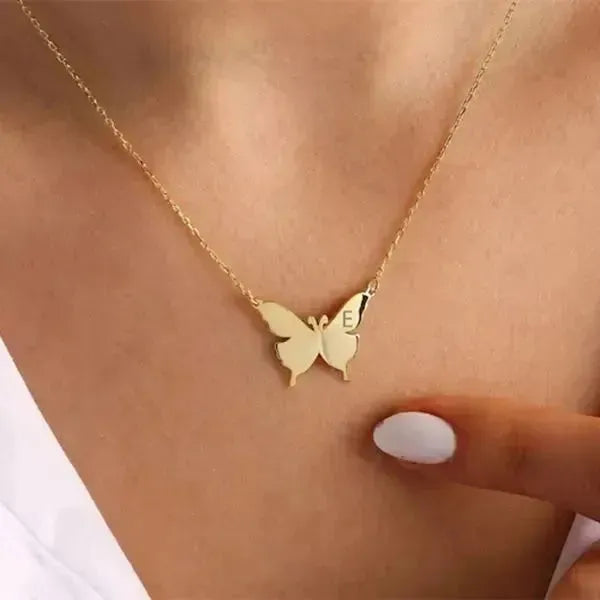KETTE MIT BUCHSTABEN GOLD - SCHMETTERLINGS HALSKETTE - Königlicher Siegelring