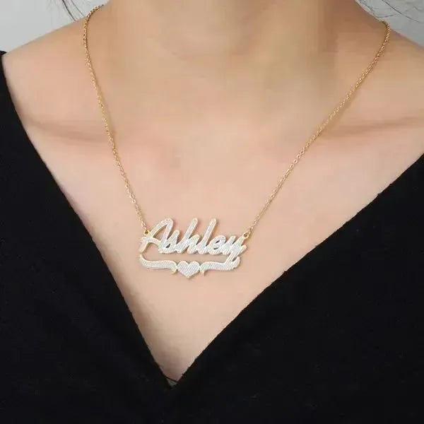 KETTE MIT NAMEN UND PERSONALISIERTER BEZEICHNUNG AUS EDELSTAHL - VERGOLDET - Königlicher Siegelring