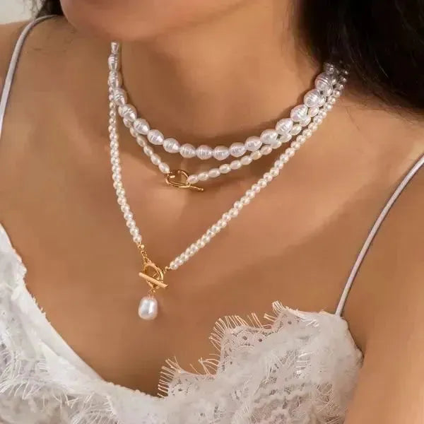 PERLENKETTE DAMEN MODESCHMUCK WEIß UND GOLD - Königlicher Siegelring