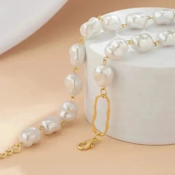 PERLENKETTE DAMEN SCHMUCK FÜR PURE ELEGANZ - Königlicher Siegelring