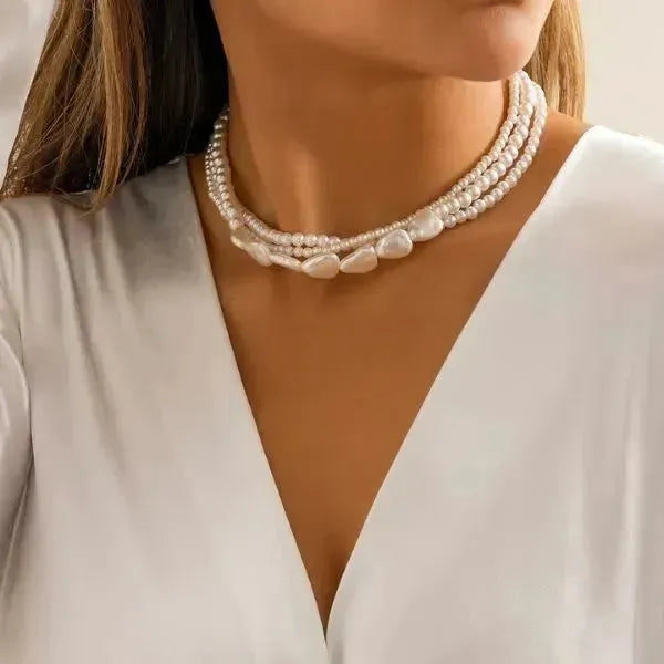 PERLENKETTE FÜR DAMEN IN WEISS - KETTEN DAMEN TREND - Königlicher Siegelring