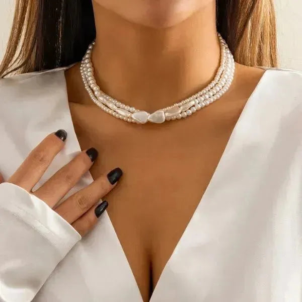 PERLENKETTE FÜR DAMEN IN WEISS - KETTEN DAMEN TREND - Königlicher Siegelring