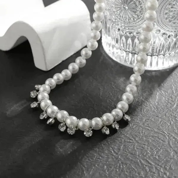 PERLENKETTE HERREN WEISS - EIN ZEITLOSER TREND FÜR STILVOLLE ELEGANZ - Königlicher Siegelring