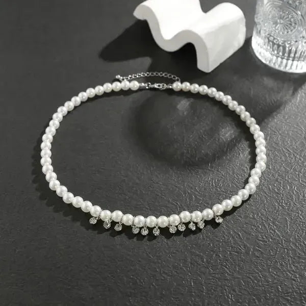 PERLENKETTE HERREN WEISS - EIN ZEITLOSER TREND FÜR STILVOLLE ELEGANZ - Königlicher Siegelring