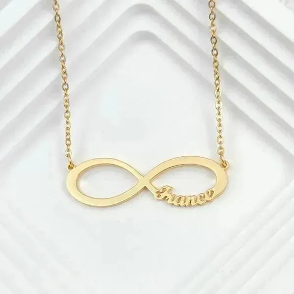 PERSONALISIERTE KETTE MIT NAMEN GOLD SILBER - Königlicher Siegelring