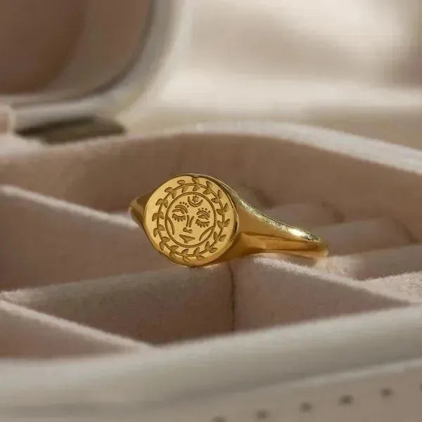 SIEGELRING DAMEN MOND SONNE STERN GOLD PLATTIERTER RING SCHMUCK - Königlicher Siegelring