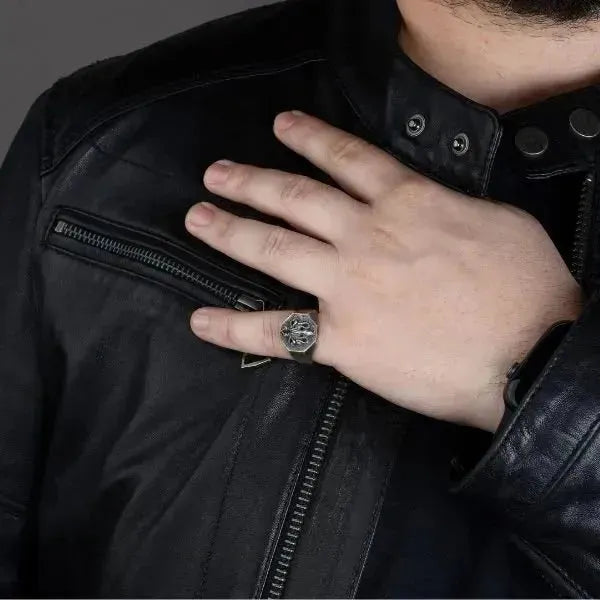 SIEGELRING HERREN KRAKE AUS STERLING SILBER - SYMBOL FÜR MYSTERIUM UND ELEGANZ - Königlicher Siegelring