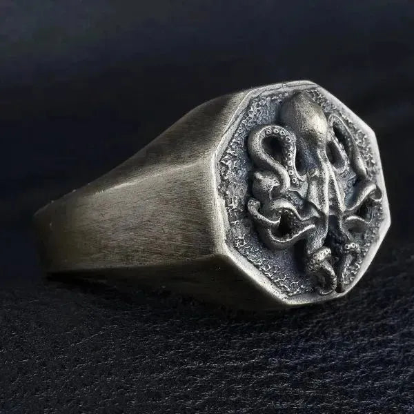 SIEGELRING HERREN KRAKE AUS STERLING SILBER - SYMBOL FÜR MYSTERIUM UND ELEGANZ - Königlicher Siegelring