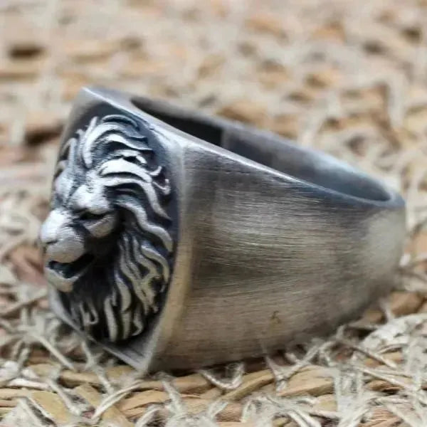 SIEGELRING LÖWENKOPF AUS STERLING SILBER : ZEIGEN SIE IHREN CHARAKTER - Königlicher Siegelring