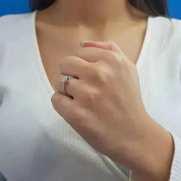 Verlobungsring Und Gold 8 Karat- Erschwingliche Eleganz 0,50 Karat - Königlicher Siegelring