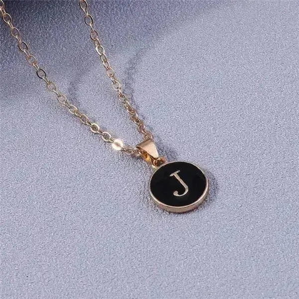 KETTE MIT BUCHSTABEN AUS GOLD BESTEHEND AUS INITIALIEN - Königlicher Siegelring