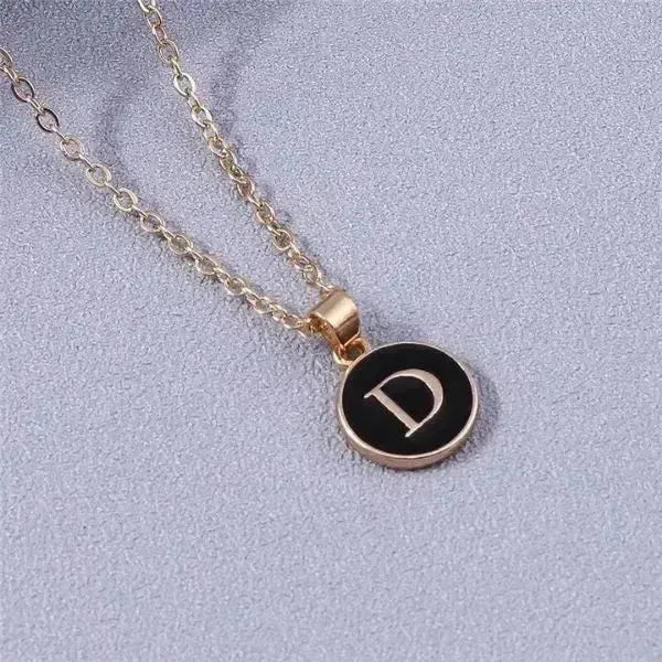 KETTE MIT BUCHSTABEN AUS GOLD BESTEHEND AUS INITIALIEN - Königlicher Siegelring