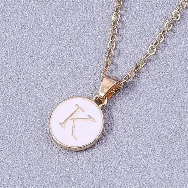 KETTE MIT BUCHSTABEN AUS GOLD BESTEHEND AUS INITIALIEN - Königlicher Siegelring