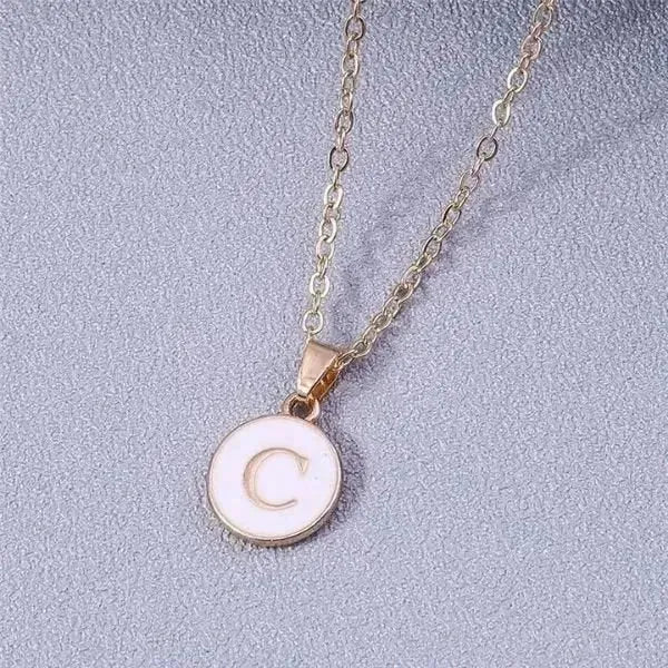 KETTE MIT BUCHSTABEN AUS GOLD BESTEHEND AUS INITIALIEN - Königlicher Siegelring