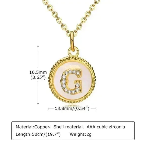 KETTE MIT BUCHSTABEN AUS GOLD-PLÄTTCHEN BESTEHEND AUS INITIALIEN - Königlicher Siegelring