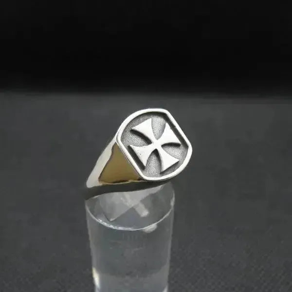 SIEGELRING SILBER MALTESERKREUZ IM KLASSISCHEN UND ZEITLOSEN STIL - Königlicher Siegelring