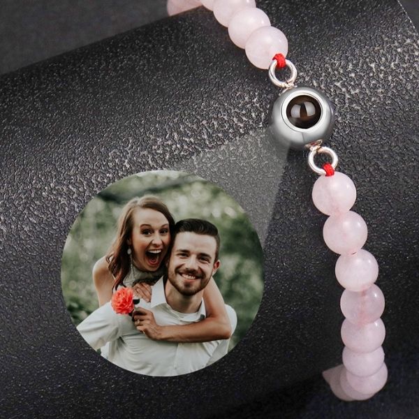 armband-mit-bild-im-stein-individuelles-fotoarmband-personalisiertes-foto-projektion-armband-perlen-armbander-bunt