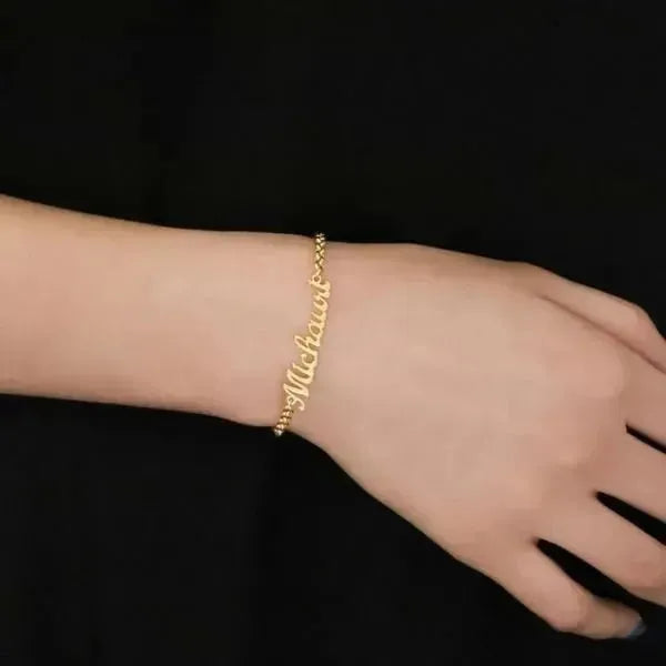 ARMBAND MIT NAMEN IN SILBER UND GOLD FÜR HERREN UND DAMEN - Königlicher Siegelring