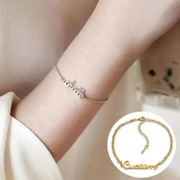 ARMBAND MIT NAMEN IN SILBER UND GOLD FÜR HERREN UND DAMEN - Königlicher Siegelring