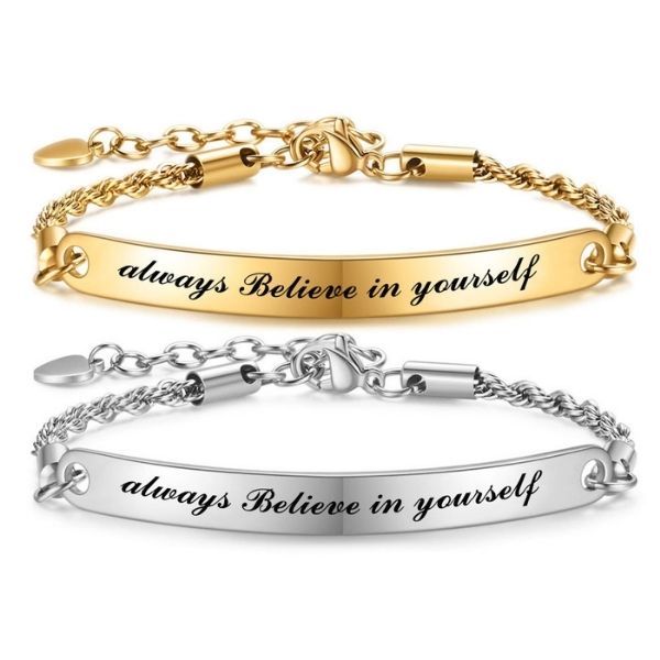 armband-mit-namen-silber-gold-diamant-initialen-damen-schmuck-goldkette-silberkette-plakette-personalisierte-gravur