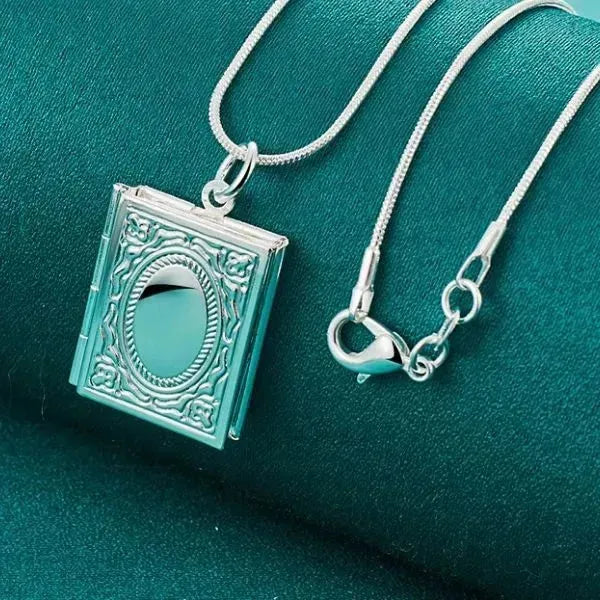 Kette mit Bild zum Aufklappen - Königlicher Siegelring