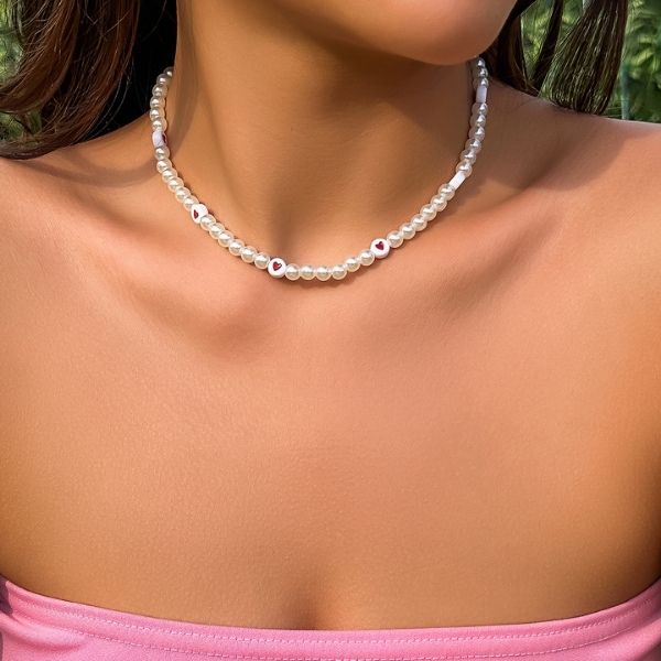 perlenkette-damen-heart-beaded-imitation-pearl-short-choker-halskette-trendy-charms-kragen-mode-schmuck-hals