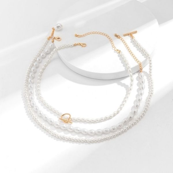 perlenkette-damen-modeschmuck-weiss-gold-kette-mit-perle-halskette