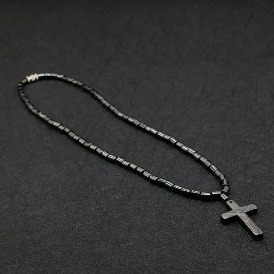 perlenkette-herren-schwarz-trend-kette-mit-kreuz-halskette