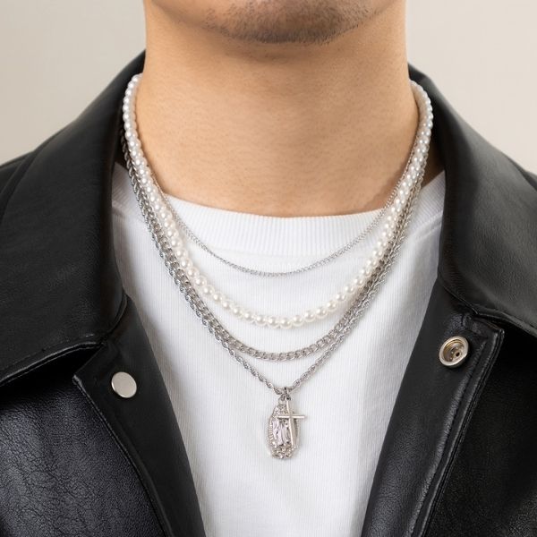 perlenkette-herren-weiss-und-gold-kette-mit-kreuz