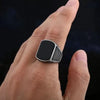 RING MIT SCHWARZEM STEIN - Königlicher Siegelring