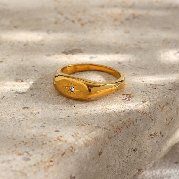 siegelring-damen-gold-farbe-edelstahl-oval-gesicht-3a-zirkon-gepflastert-stern-ring