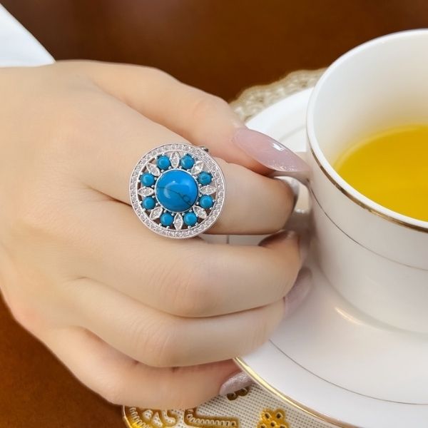 siegelring-damen-silber-runder-ornamentaler-ring-mit-turkis-stein-europaischer-stil-modeschmuck-fruhling-925-sterling-silber