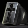 SIEGELRING HERREN EDELSTAHL MIT LATEINISCHEM KREUZ - Königlicher Siegelring