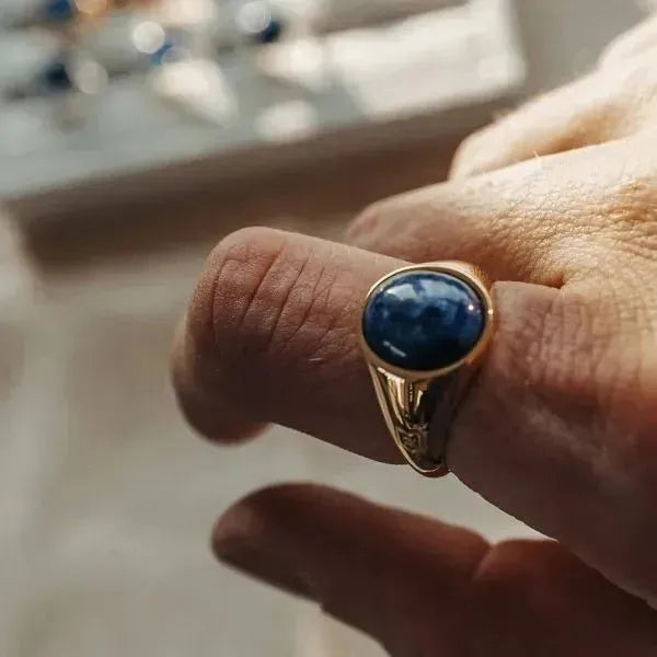 SIEGELRING HERREN LAPIS STEIN BLAU - GLANZ UND RAFFINESSE - Königlicher Siegelring