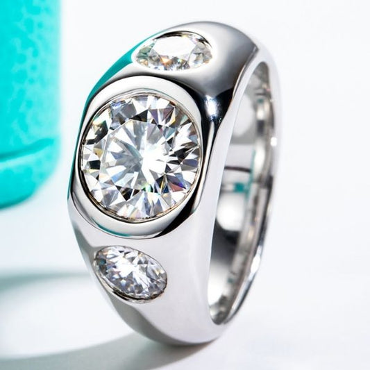 siegelring-herren-silber-18k-moderne-diamant-eleganz