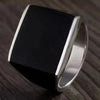 SIEGELRING SCHWARZ QUADRATISCH AUS SILBER MIT EMAILLE-FINISH - Königlicher Siegelring