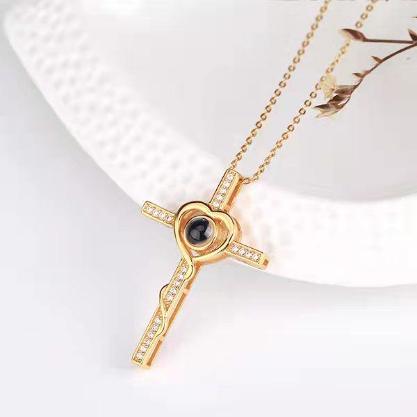 kette-mit-bild-im-stein-gold-und-silber-diamant-kreuz-herz-halskette-foto