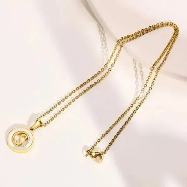 KETTE MIT BUCHSTABEN GOLD - KETTEN DAMEN TREND - Königlicher Siegelring