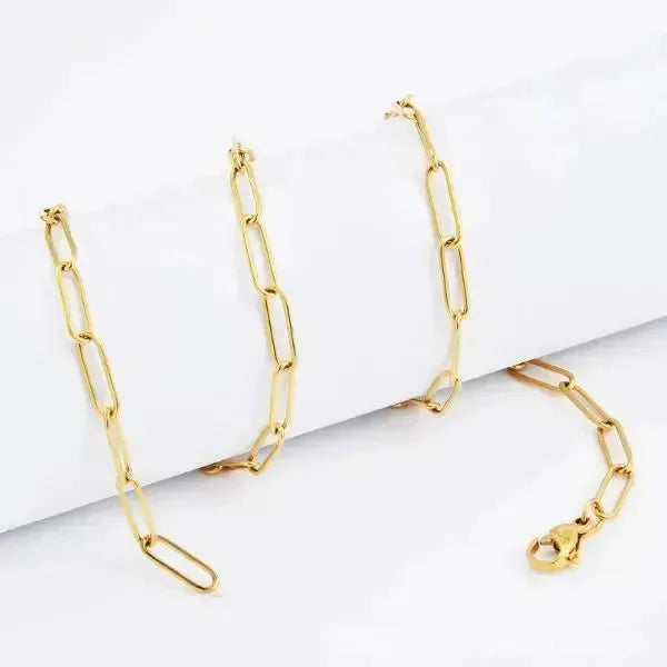 KETTE MIT BUCHSTABEN UND HERZ GOLD - Königlicher Siegelring