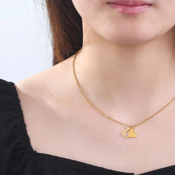 kette-mit-namen-gold-kette-personalisieren-herz