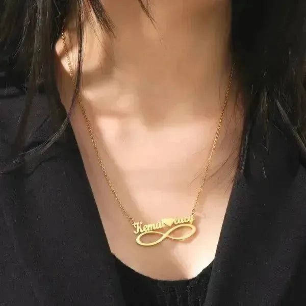KETTE MIT NAMEN GOLD UND SILBER INFINITY ZEICHEN - Königlicher Siegelring