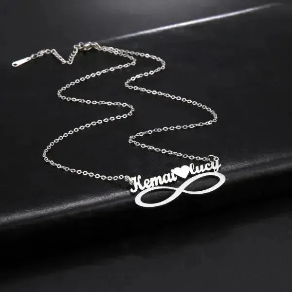 KETTE MIT NAMEN GOLD UND SILBER INFINITY ZEICHEN - Königlicher Siegelring