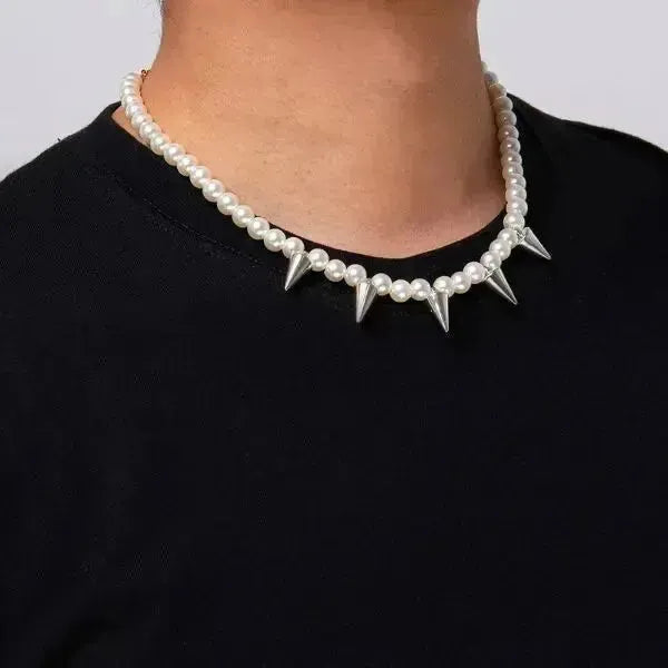 PERLENKETTE HERREN WEISS PUNK STYLE - Königlicher Siegelring